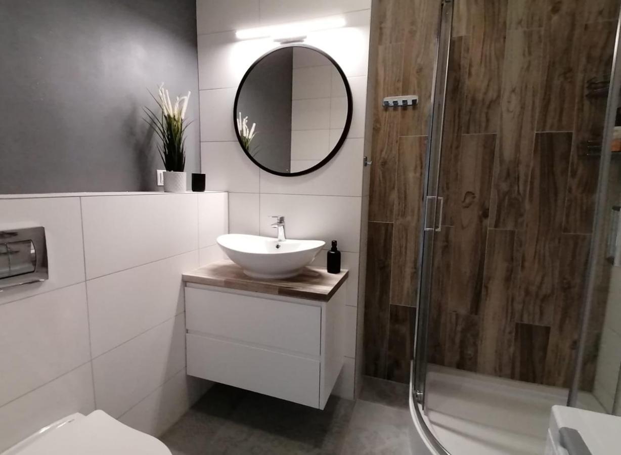 Apartament Gromadzyn 39 Ustrzyki Dolne Eksteriør billede